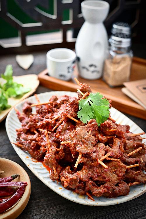 牙签牛肉，温情菜板 一口记忆的腌与串